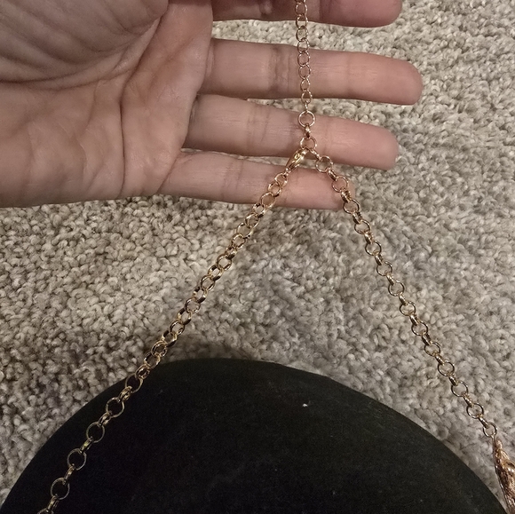 21kgp Dubai Jewelery Elegant Gold Layered Necklace - Picture 7 of 9